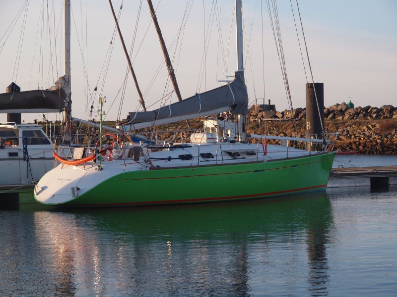 Image de couverture de : Recherche d'un équipier pour une traversée d'Horta vers La Restinga