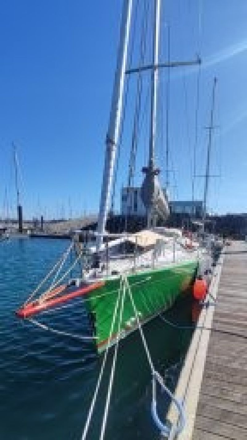 Image de couverture de : Recherche d'un équipier pour une traversée d'Horta vers La Restinga