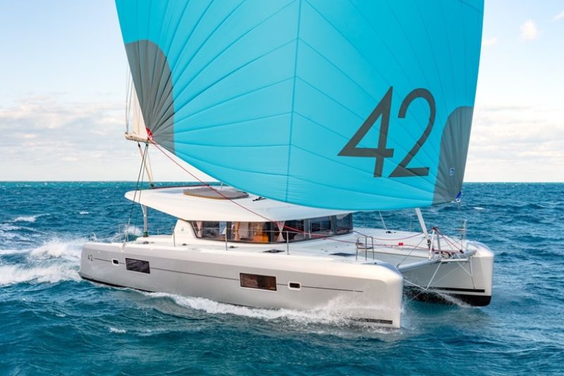 Image de couverture de : Promotion exceptionnelle pour un stage de voile hauturière sur Lagoon 42 de Marseille vers Tenerife Sud