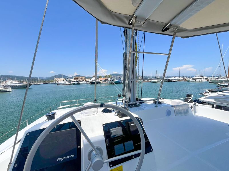 Image de couverture de : Traversée transatlantique en catamaran de Hyères à la Martinique